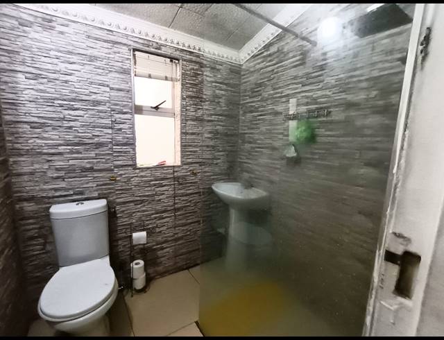 2 BEDROOM HOUSE FOR SALE IN AUSTERVILLE